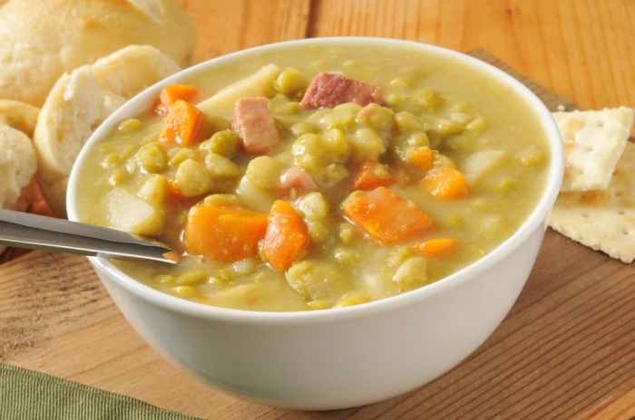 How to cook split peas soup caribbean style